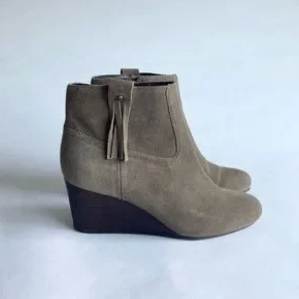 Cole Haan Elsie Detail Wedge Bootie in Suede Morel Size 9 1/2